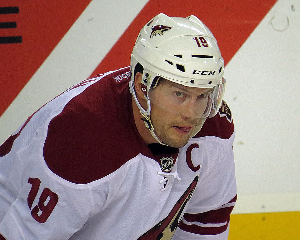 Coyotes retire no. 19 of Shane Doan - Canadian Sport Scene