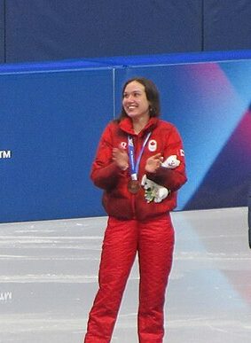Courtney Lee Sarault wins double gold at ISU Short Track World Tour in Vancouver