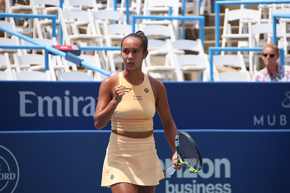 Leylah Annie Fernandez upsets Elise Mertens again in Asia